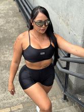Cargar imagen en el visor de la galería, Top Raíz Negro
