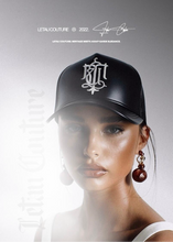 Cargar imagen en el visor de la galería, Gorra LETAU EFECTO CUERO
