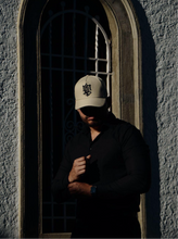 Cargar imagen en el visor de la galería, Gorra LETAU BEIGE
