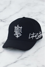 Cargar imagen en el visor de la galería, Gorra LETAU
